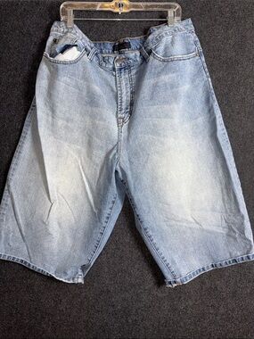Sean John Light Wash Denim Jean Shorts 16in inseam Baggy